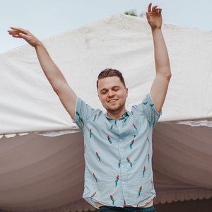 Meet your Posher, Christian